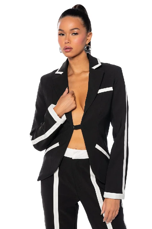 DAY TO NIGHT BLAZER JACKET