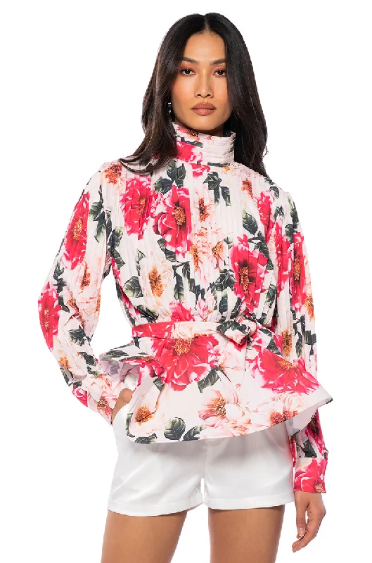 ON MY BEST BEHAVIOR FLORAL BLOUSE