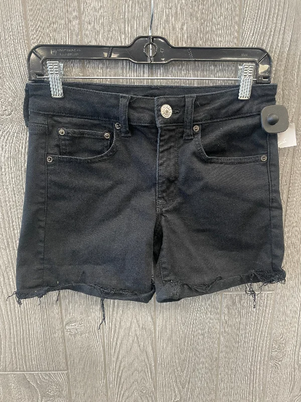 Black Shorts American Eagle, Size 6