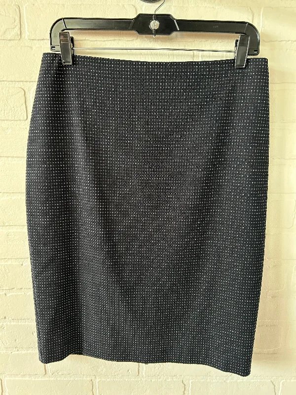 Skirt Midi By White House Black Market  Size: 6