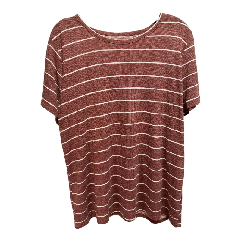 Top Short Sleeve By Maurices In Striped Pattern, Size: 2x